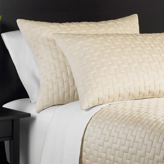 Perne decorative cu broderie
