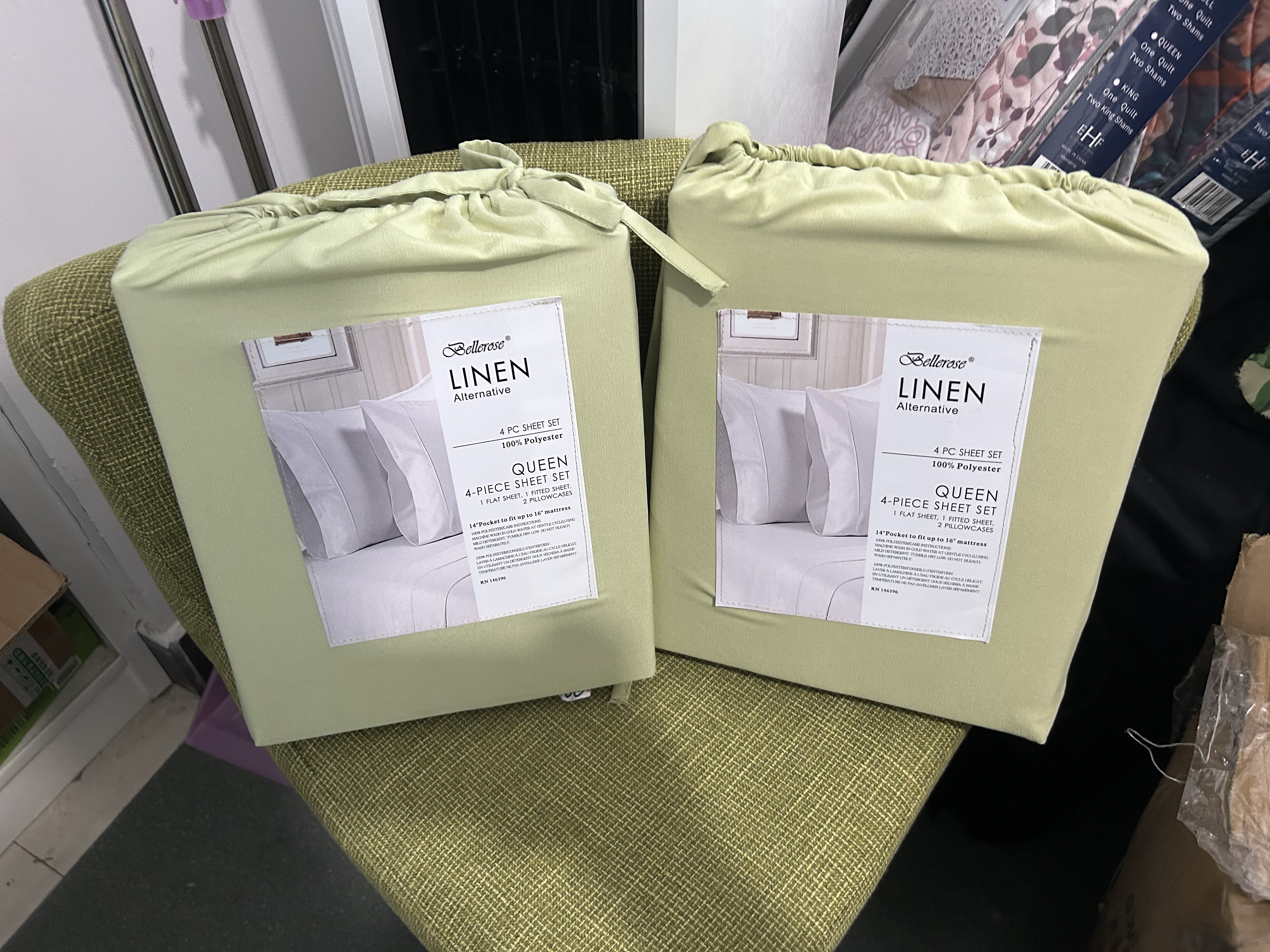 Ofertă de set de lenjerie de pat — articole noi